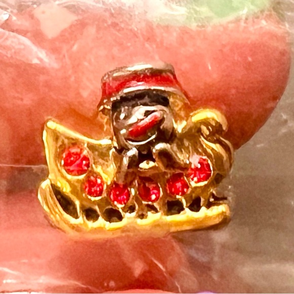 NWT Pugster Lot Charm Beads Lot of Four (FAITH,LOVE, Snowman, and Sleigh/Snowman - Picture 5 of 11